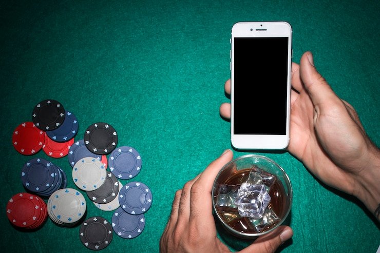 Dealer profesional interaktif pada kasino live yang menghadirkan suasana realistis
